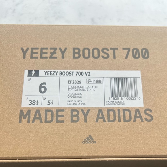Reflective Adidas Yeezy Boost 700 V2 - Picture 9 of 16